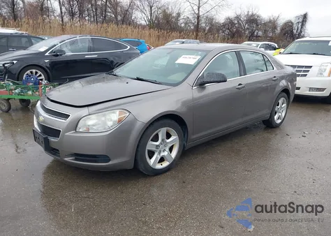 2010 Chevrolet Malibu Ls from USA, damaged, VIN 1G1ZA5EB5AF272191